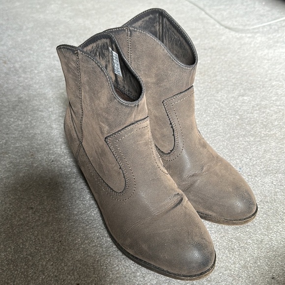 Booties - Picture 1 of 2